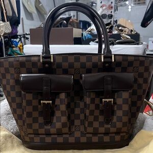 Authentic Louise Vuitton Manosque GM